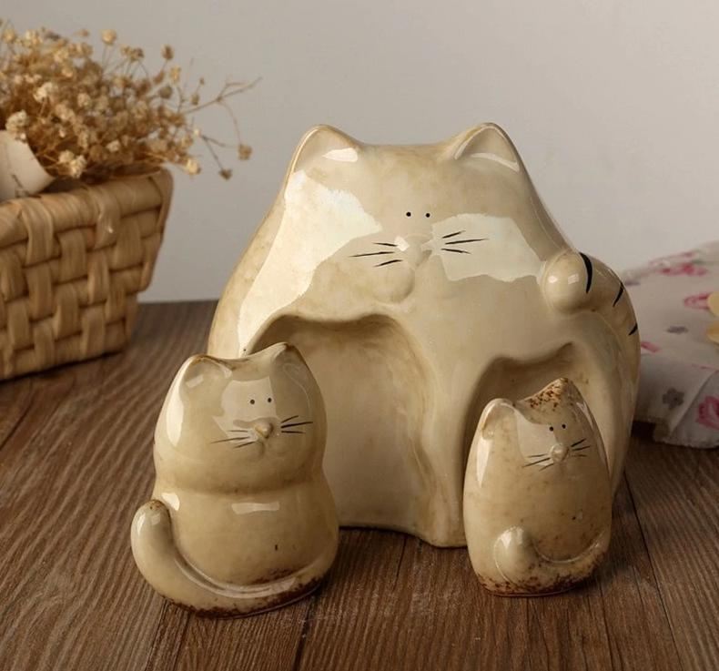 3 stuks schattige kattenfamilie beeldjes