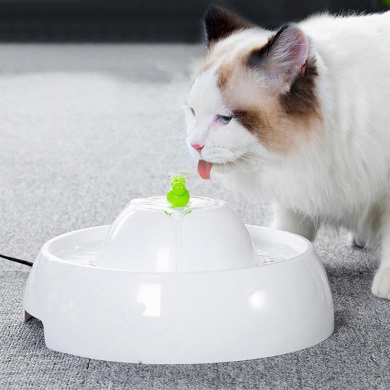 automatische waterfontein voor huisdieren