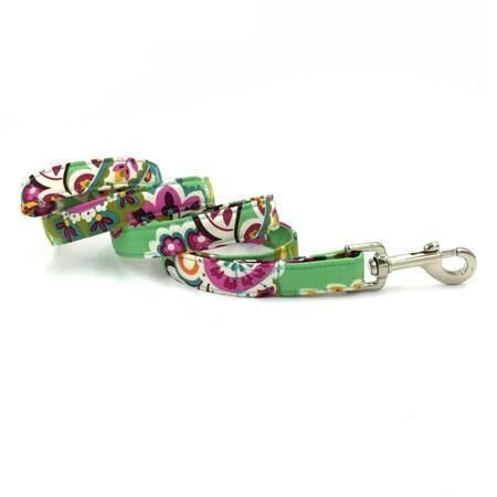 de groene bloemen mode huisdier set halsband en riem