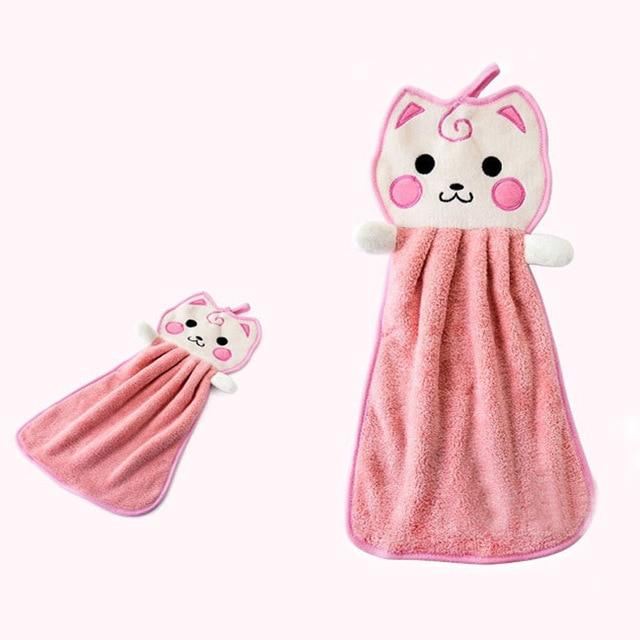 liefdevolle kat hangende handdoek