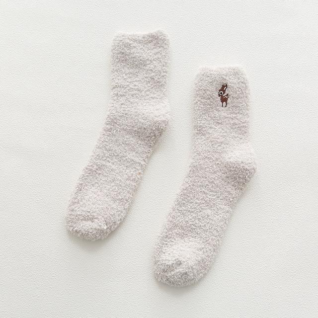 mooie geborduurde pluche sokken met dierenmotief