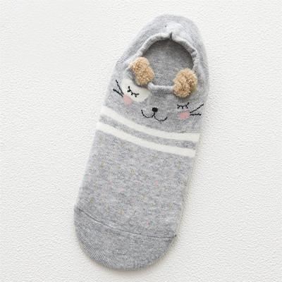 mooie sokken in de vorm van een kat
